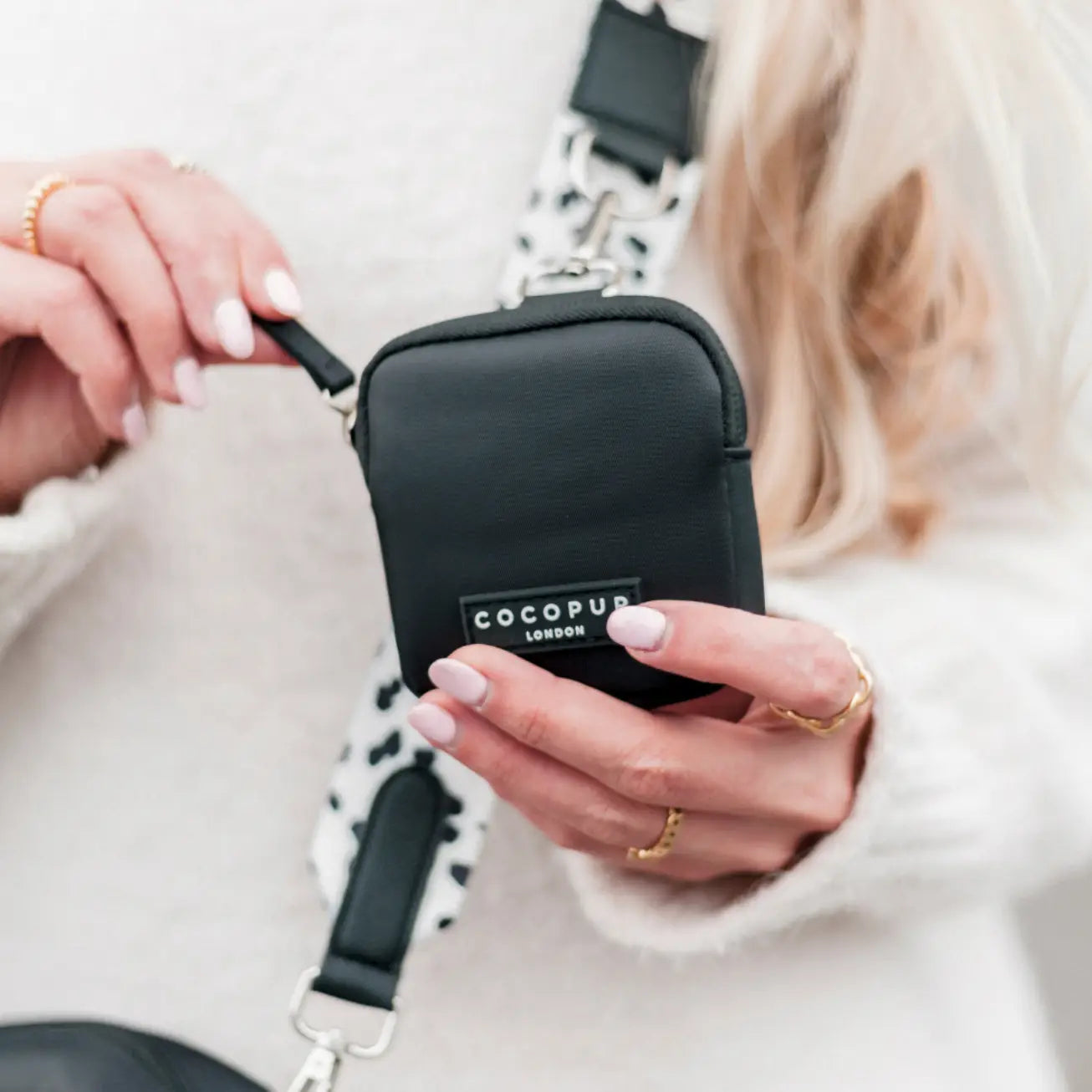 Cocopup Treat Pouch: Classic Black