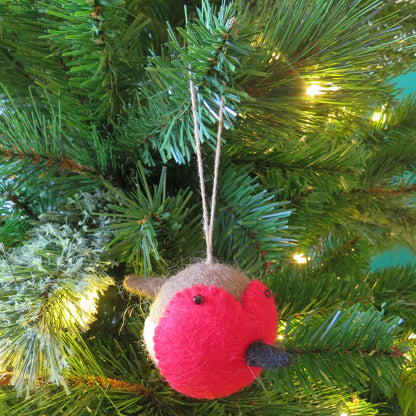 Sweetheart Robin Felt Ornament